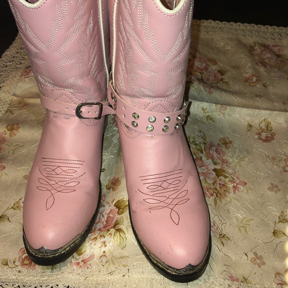 Girls pink Durango boots